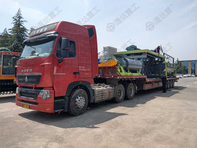 有機(jī)肥生產(chǎn)線設(shè)備裝車完畢，即將發(fā)往安徽安慶