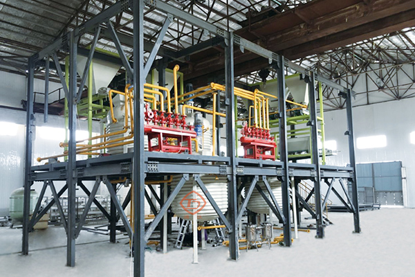 大量元素型液體水溶肥生產線01.jpg 大量元素型液體水溶肥生產線01.jpg